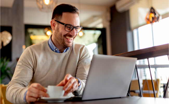 shutterstock_1698944998