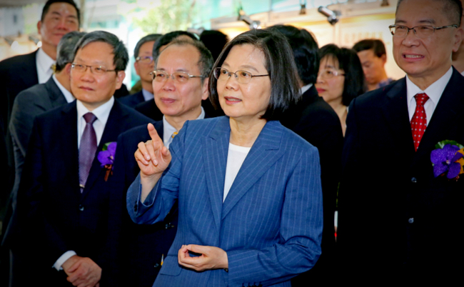 shutterstock_1352810300