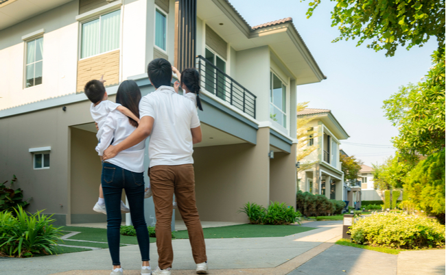 shutterstock_1660073152