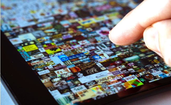 shutterstock_1937682610