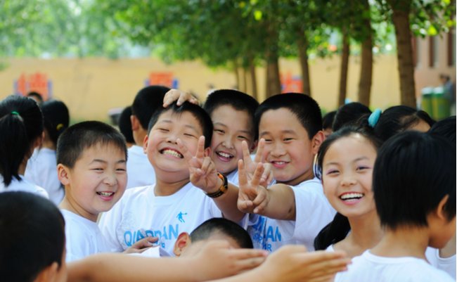 中国政府が少子化に白旗。学習塾の土日営業を禁止にしたウラ事情