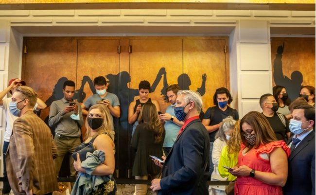 shutterstock_2041823111