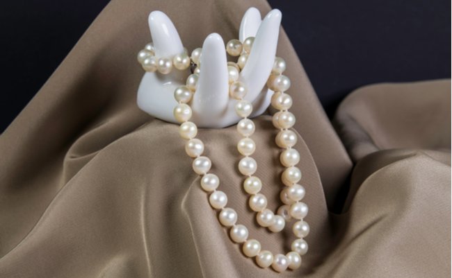 「真珠を自販機で売る」という新しい発想に学ぶ、“顧客の買い方”目線