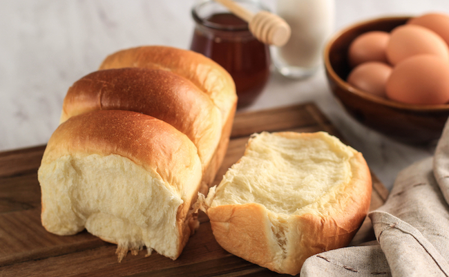 Fresh,Baked,Japanese,Soft,And,Fluffy,Bun,White,Bread,,Popular