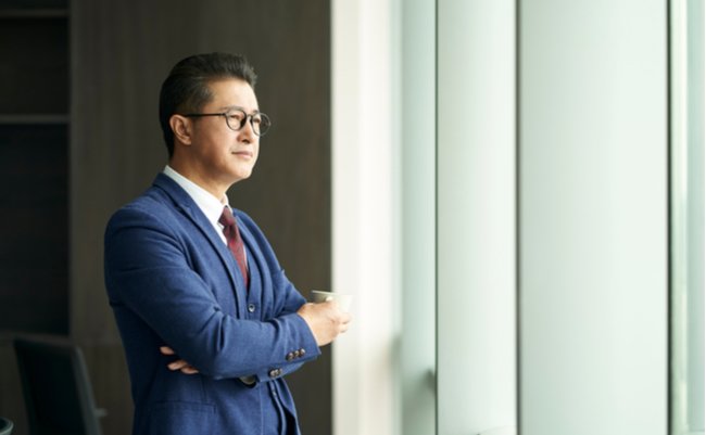 shutterstock_1756472546