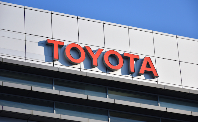 Toyota,Logo,,Sign,On,The,Facade,Of,Toyota,Motor,Poland