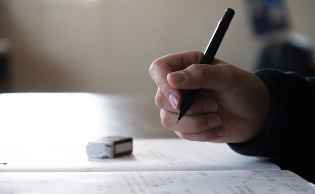 High,School,Students,Studying,In,Japan
