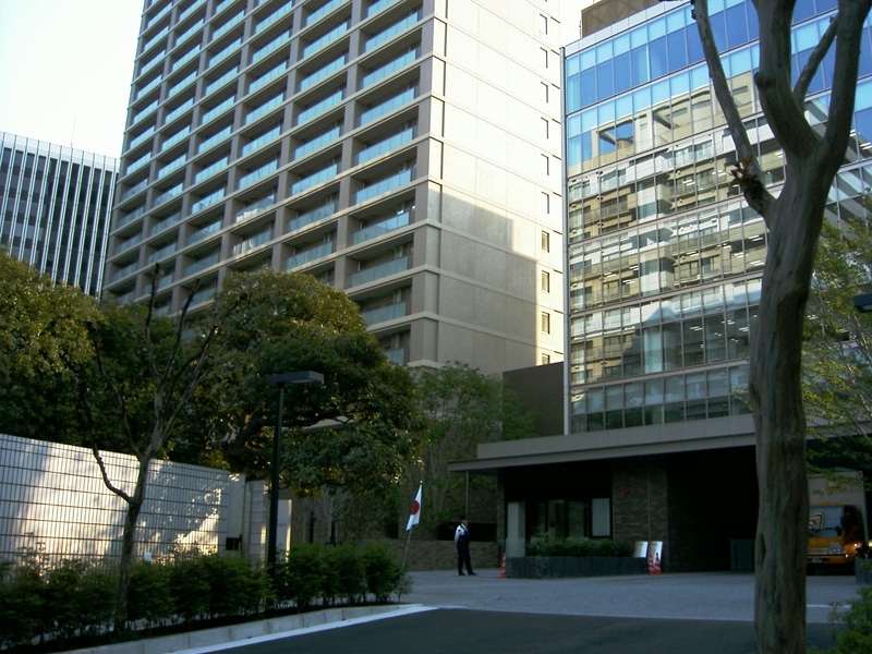 Lawmaker_Government_residence_Akasaka_2007-02