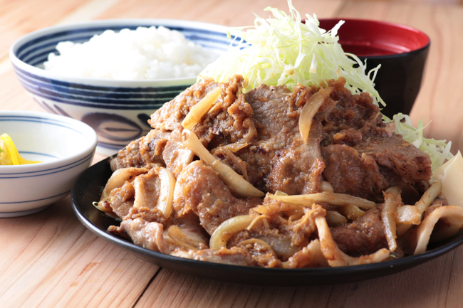 「野郎めし」は肉を主体とした単品メニューを定食で提供する（ホットランド提供）
