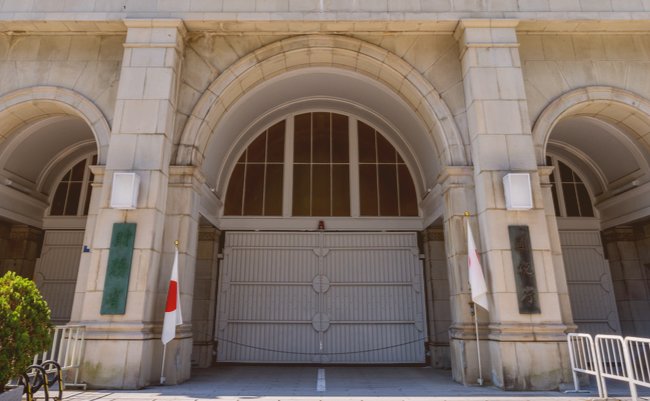 shutterstock_2088564031