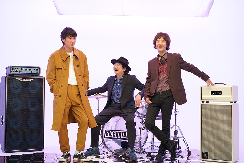 トライセラ_アー写2022