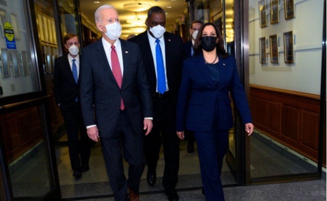 shutterstock_1936368733