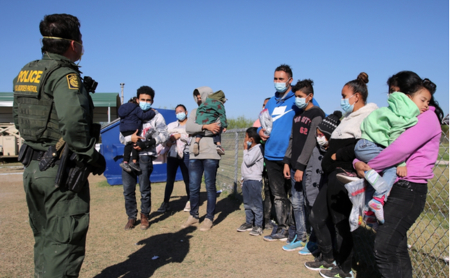 shutterstock_2088991903