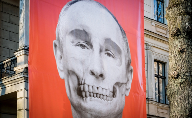 shutterstock_2135883771