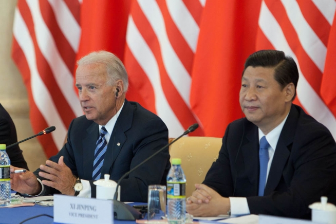 Joe_Biden_visits_China,_August_2011_17