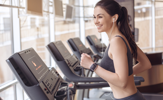 Young,Woman,Workout,In,Gym,Healthy,Lifestyle