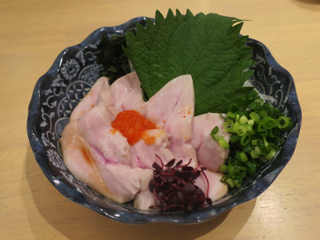 「白子ポン酢」780円（税抜）。「白子の天ぷら」も同額でラインアップ