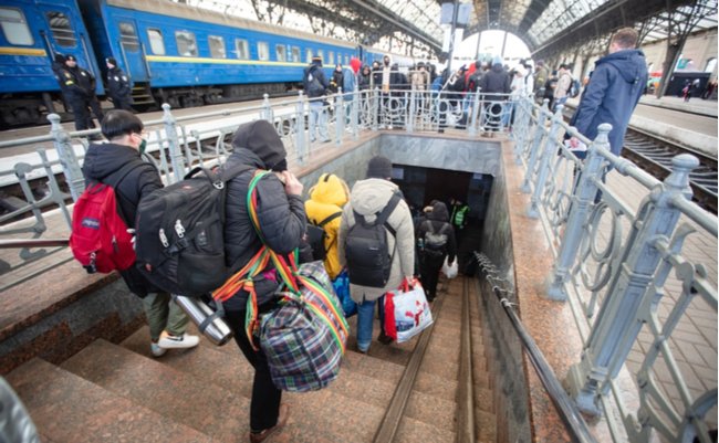 shutterstock_2141540013