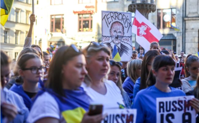 shutterstock_2184425237