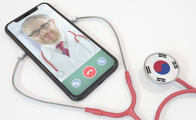 Doctor,Calling,On,Smartphone,App,And,Stethoscope,With,The,South