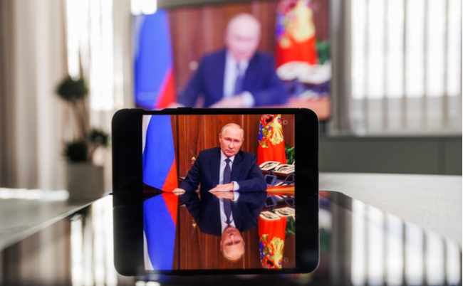 shutterstock_2207867487