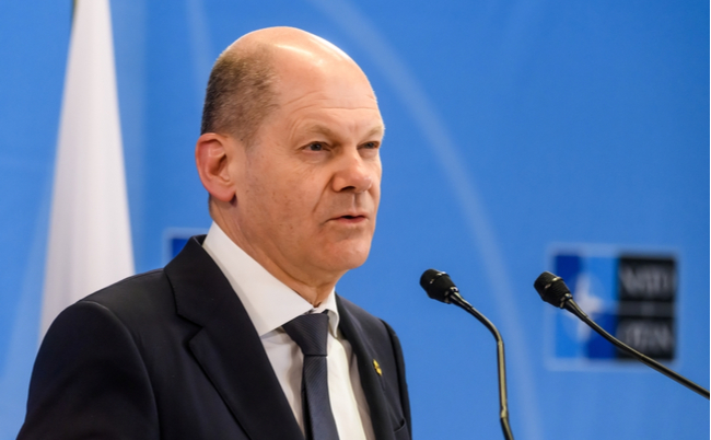 shutterstock_2138860327