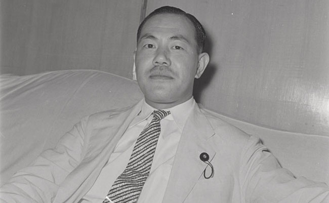 田中角栄 　政治家・自由民主党　第64・65代内閣総理大臣

座談会『文藝春秋』昭和29年10月臨時増刊号に掲載　泥沼の政界決算白書　昭和29年09月10日