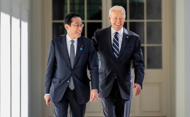 満面の笑みの裏で、岸田首相が米バイデンから突きつけられた「要求」の中身