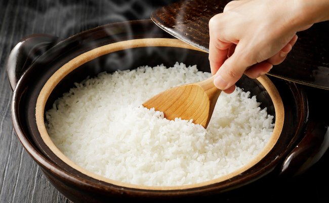 Rice cooked in Japanese hot pot