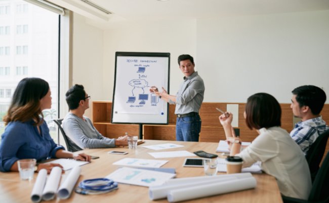 Shutterstock_482468542