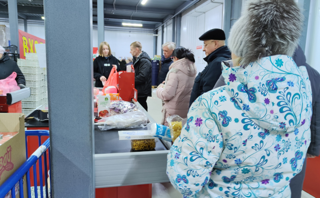 Kirov,,Russia,-,February,18,,2023:,Large,Supermarket,Store,And