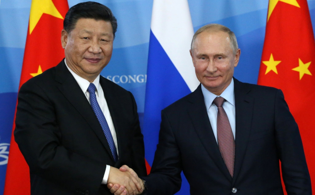 Russian,President,Vladimir,Putin,(r),Greets,Chinese,President,Xi,Jinping