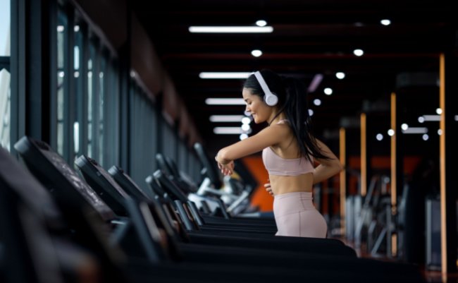 Shutterstock_2195681775