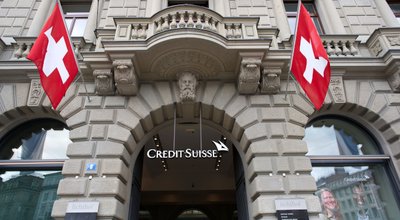 Entrance,Of,Historic,Bank,Building,Of,Swiss,Bank,Credit,Suisse