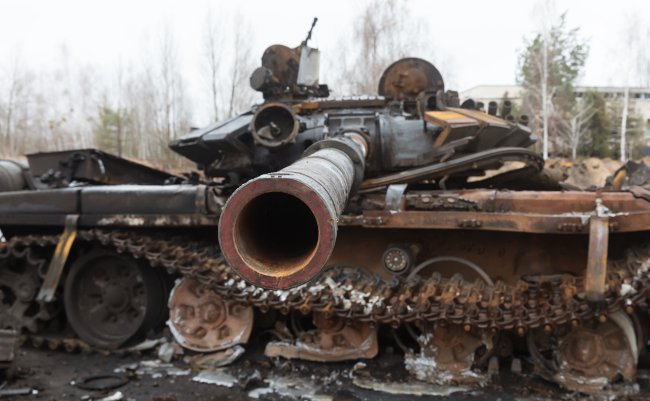 Hostomil,,Ukraine,-,Apr.,02,,2022:,Broken,Tanks,,Combat,Vehicles