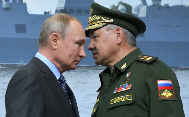 Russian,President,Vladimir,Putin,(l),And,Russian,Defense,Minister,Sergei