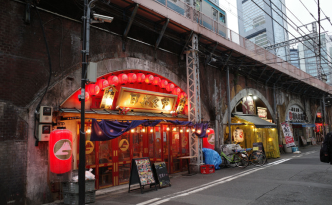 Shutterstock_2142035923