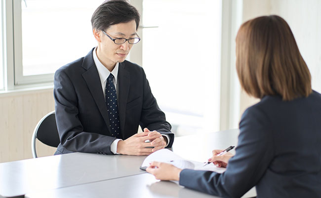 Woman,Conducting,A,Business,Interview