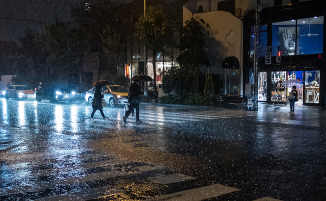Tokyo,,Japan,-,October,29th,,2017.,Pedestrian,Crossing,The,Road
