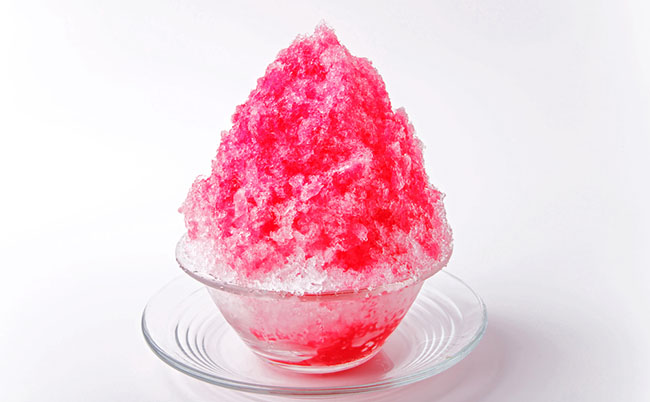 イチゴ」「レモン」「メロン」。かき氷のシロップは全て“同じ味”だった