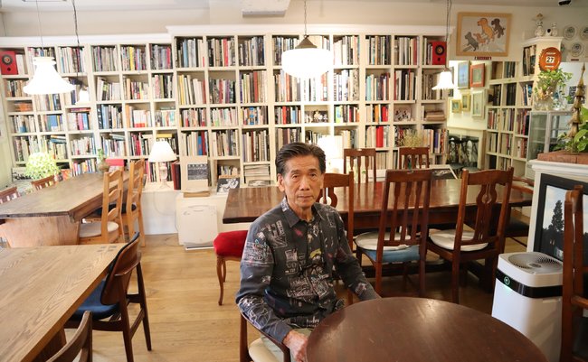 東京・御茶ノ水にひっそり佇む隠れ家book cafe エスパス・ビブリオは、想像以上に「文化とアートの発信地」だった