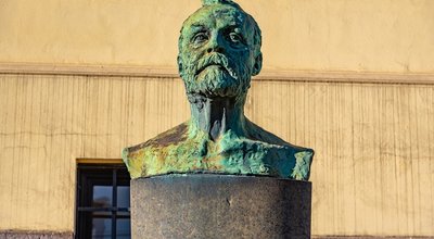 Statue,Of,Alfred,Nobel,In,Oslo,,Norway
