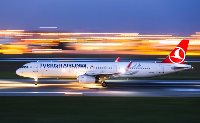 Istanbul,,Turkey,-,August,05,,2018:,Turkish,Airlines,Airbus,A321-231