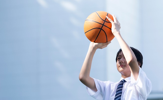 Junior,High,School,Student,Playing,Basketball