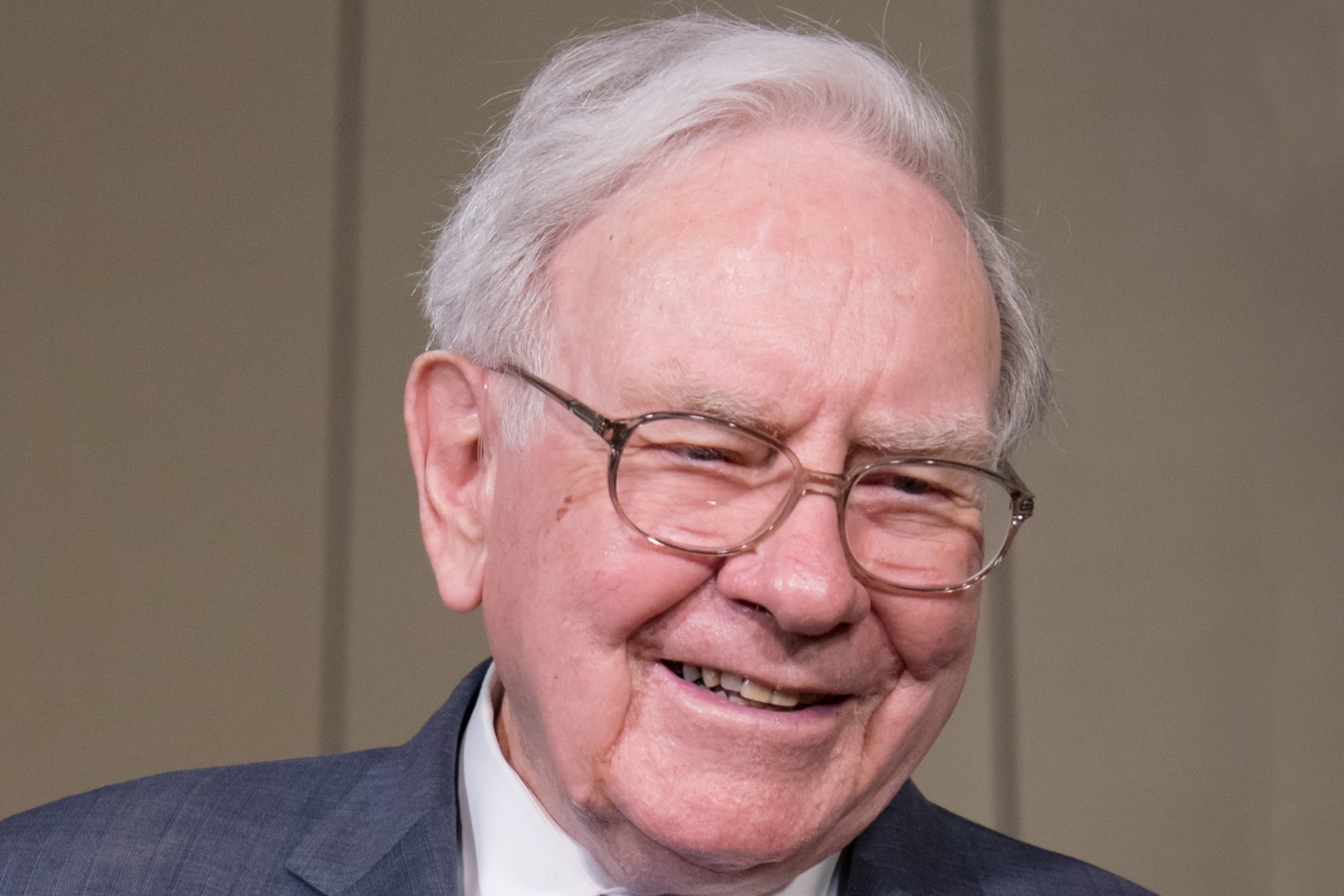 バフェットの日本株買い」再び。熟練相場師が予測する本命銘柄は