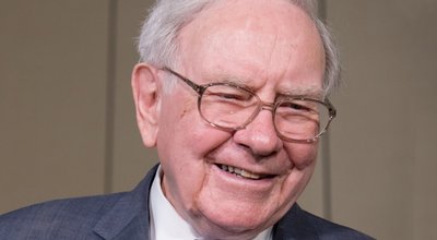 Warren,Buffett,,Chairman,And,Ceo,Of,Berkshire,Hathaway,Is,Interviewed