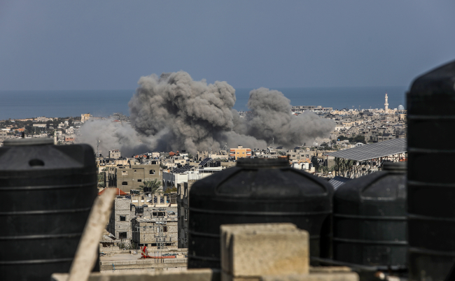 Smoke,Rises,After,Israeli,Air,Strikes,Near,The,Border,East