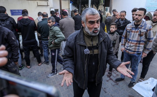 Palestinians,Bid,Farewell,To,Their,Relatives,Who,Were,Killed,During