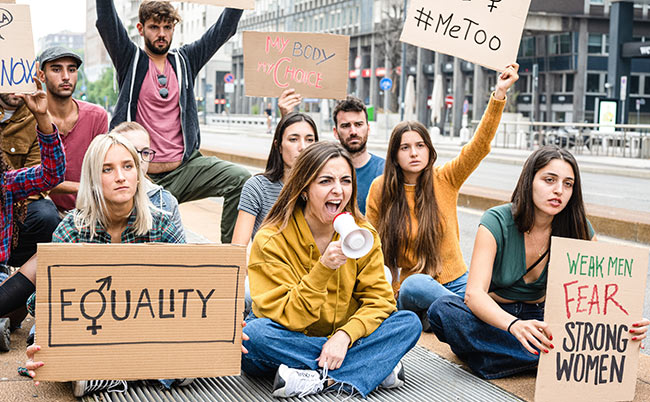 20240228cancelcultureconcept_eye