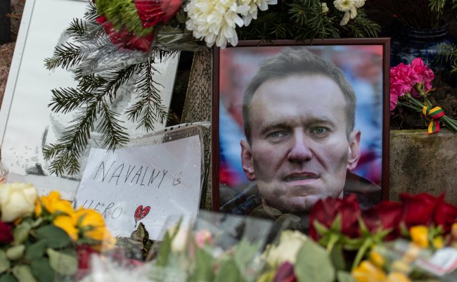 Vilnius,,Lithuania,-,February,21,2024:,Flowers,And,Candles,Laid